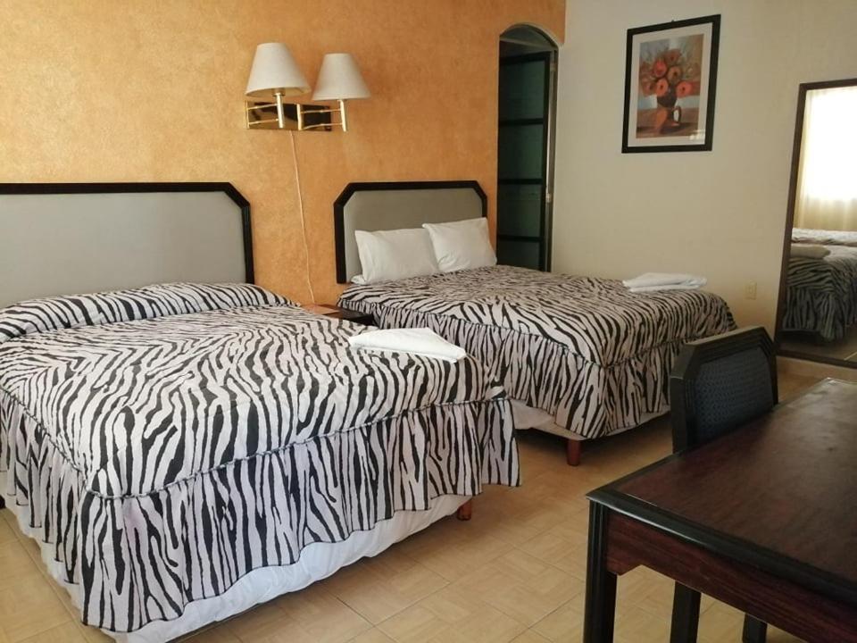 Hotel Real Doxey Tlaxcoapan Exterior foto